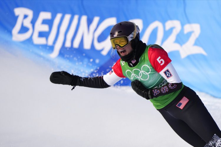 WHAT TO WATCH: Mixed team snowboardcross, US-Canada hockey
